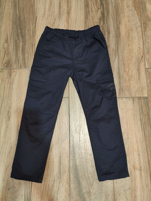 Vând pantaloni băiat casual și blugi 8-14 ani