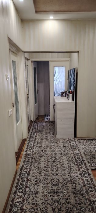 Angren shahrida 4 honali 92 Kv.m+2ta balkon(1,5x5) kvartira sotiladi