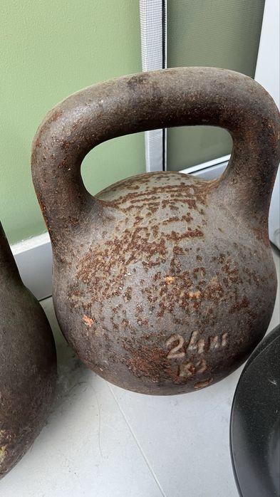 Продам гири 16,24 кг
