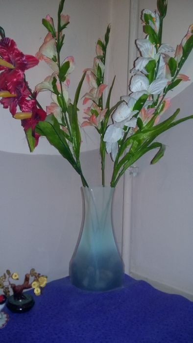 Ваза доя цветов с рисунком