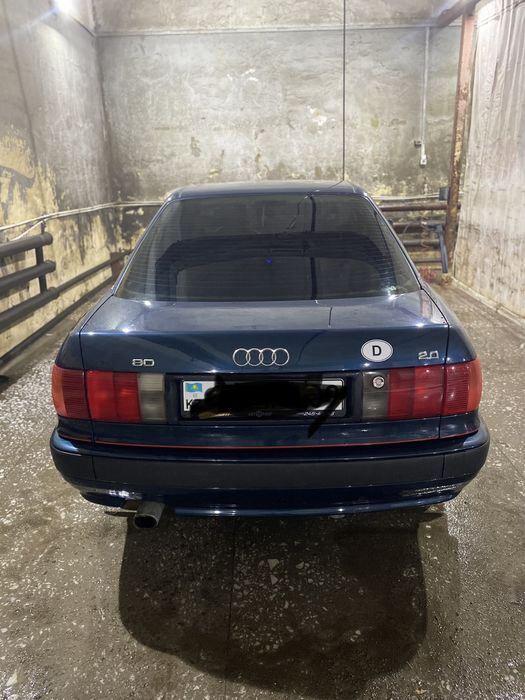 Продам Ауди 80 Б4 в отличном состояний