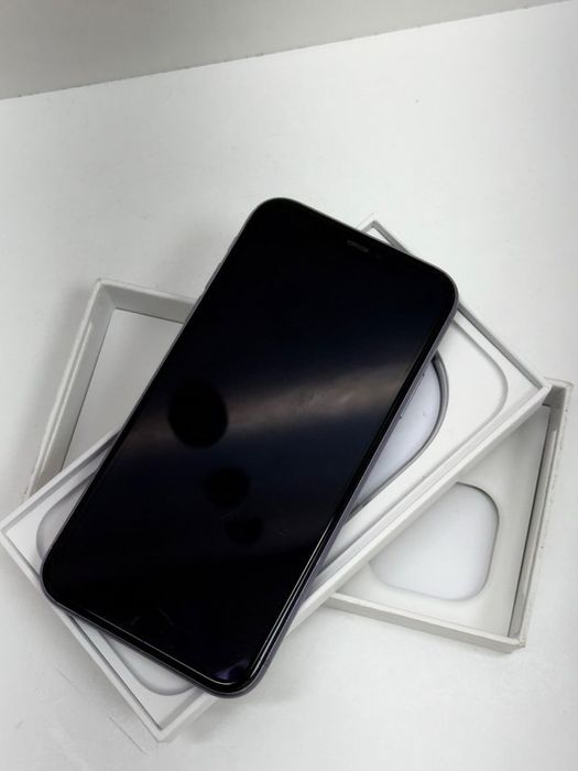 Iphone 11 sotiladi srochni