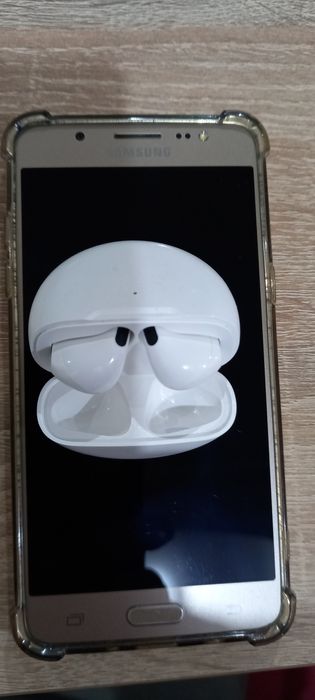 Продам смартфон Samsung