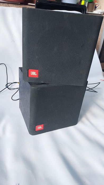 Sateliti JBL, 20 watt fiecare