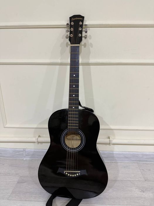Гитара Levinson акустика