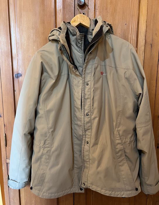 Бежово скиорско яке 2 в 1