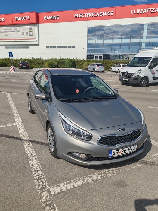 Kia Ceed 1.4 CRDi 2013 | 238.000 km | Distribuție + frâne făcute + ulei si filtre