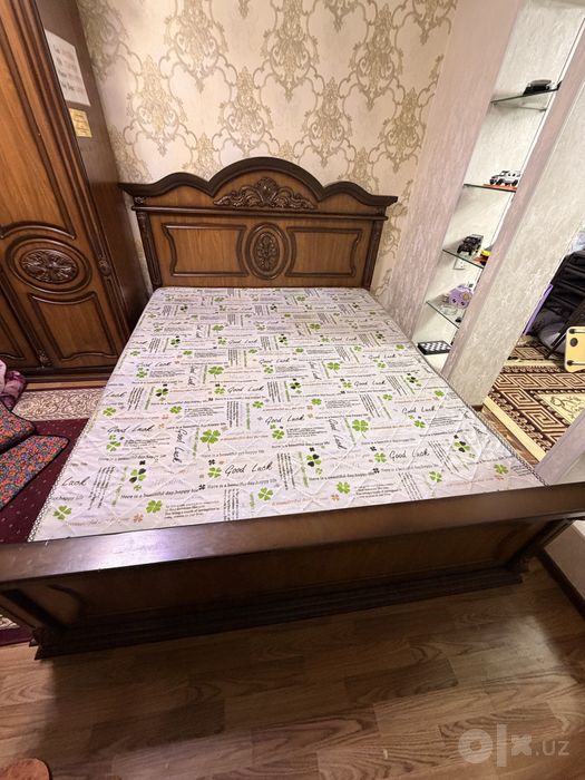 Srochni 2 kishilik kravat sotiladi katta