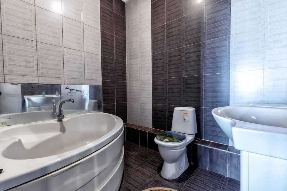 Сдам посуточно 3-комн квартиру