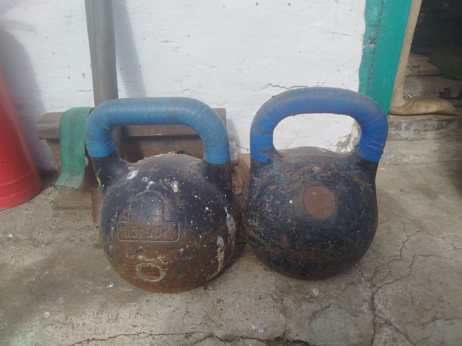 Продам 2 гири СССР