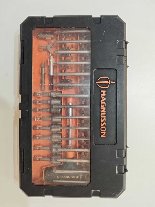 Set profesional 85 piese Magnusson oțel S2 ocazie - ca nou