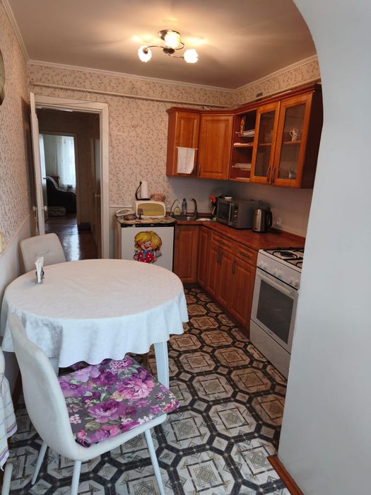 Продаётся 3 комнатная квартира