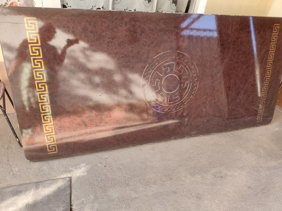 Stol stul sotiladi b/u narxi 900 000