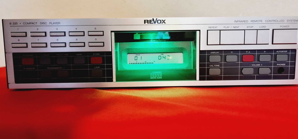 Revox B225 Compact Disc Player (1985)