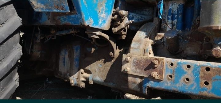 Продам трактор.    .