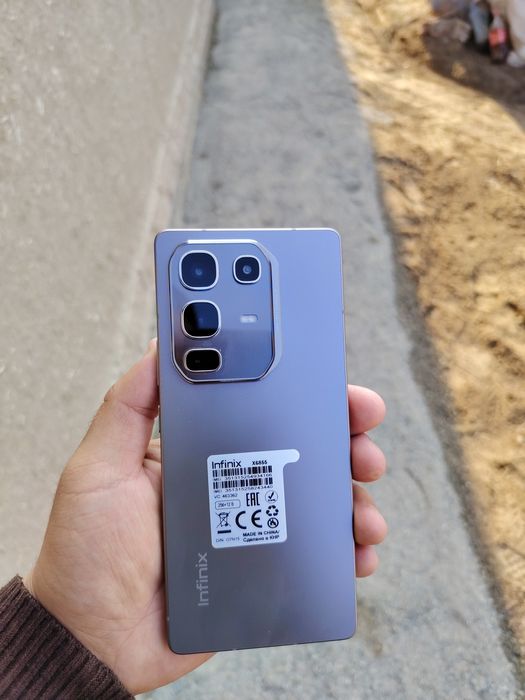 Infinix Note 50Pro yangi 1 yarim oy ishlatilgan yangi