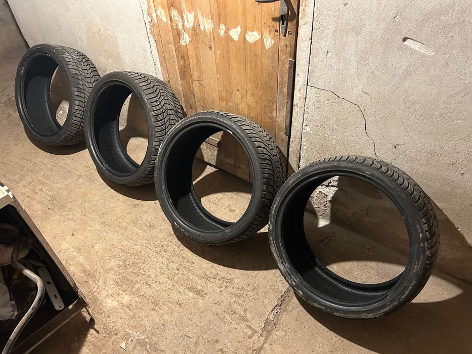 Спорт пакет 245/35/20 275/30/20 зимни гуми Hankook Winter icept evo 3