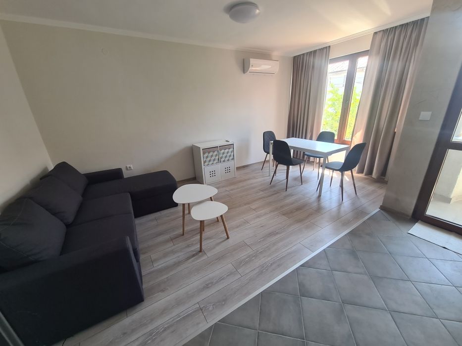 Дава се под наем Двустаен апартамент в Пловдив, Кючук Париж - 65 кв.м за 459 € - Снимка #2