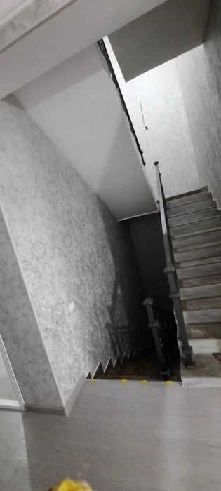 Келес Абдурахмоновда 2 та ховли