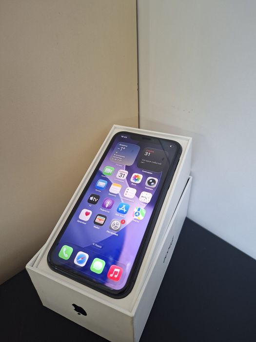 Продам айфон 11 в хорошем состоянии