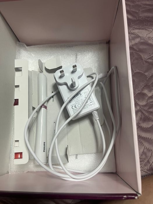 Фотоепилатор Philips Lumea