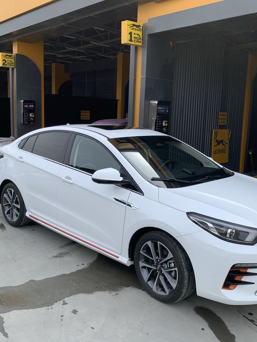 Cherry arizo 6 pro intelligence