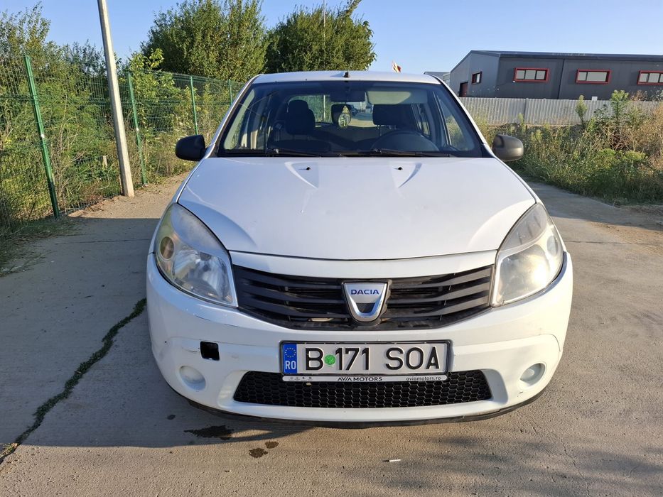 Dacia sandero 2011