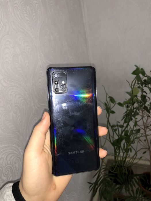 Самсунг а 71 самсунг