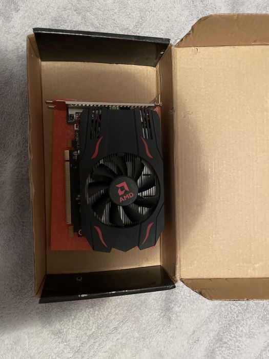 Placa Video RX 550 4GB