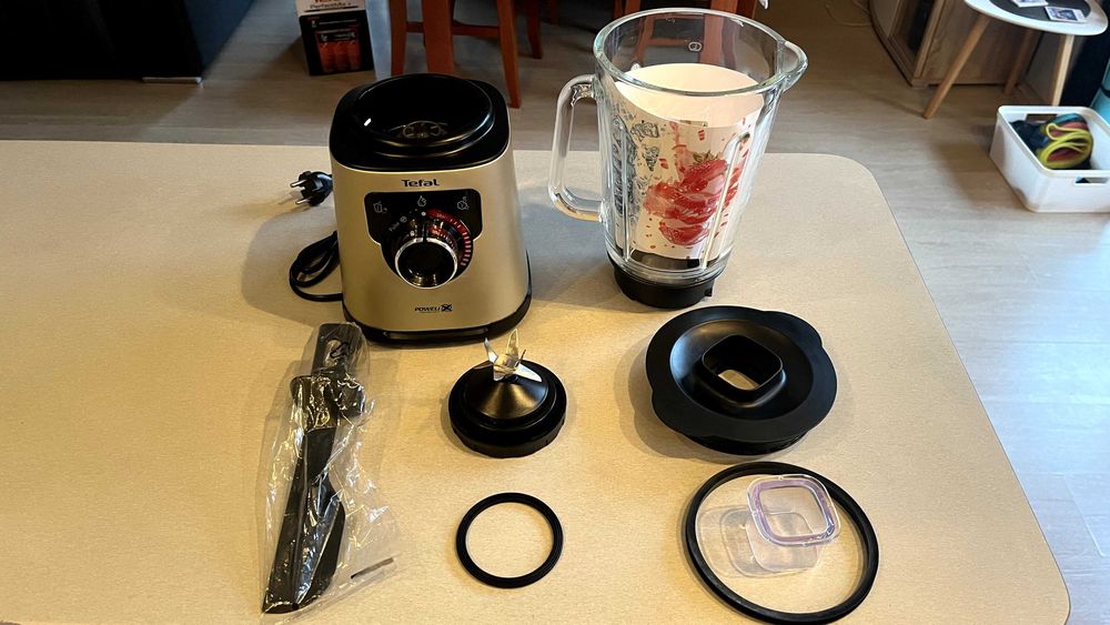 Блендер Tefal PerfectMix+ 1200W (BL871A31) – Като нов!