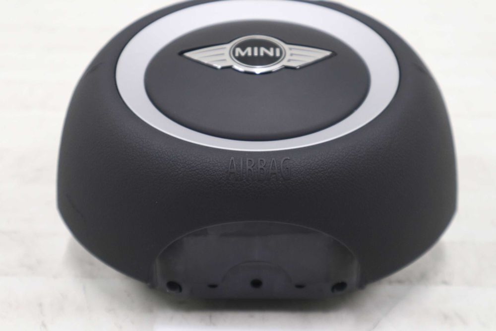 Чисто нов еърбег волан за Мини Р55 Р56 Р57