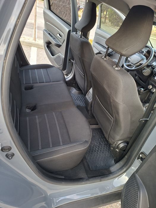Dacia Duster 4x4 1.3 TCe 150 CP An 2023