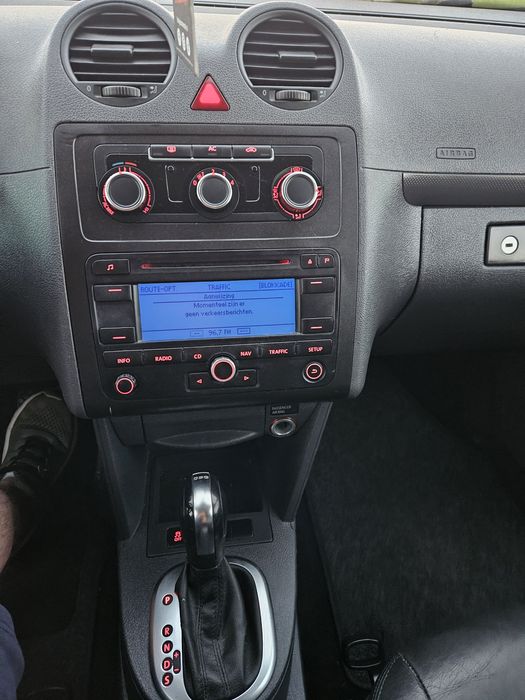 VOLKSWAGEN Caddy 2012 — imagine 3