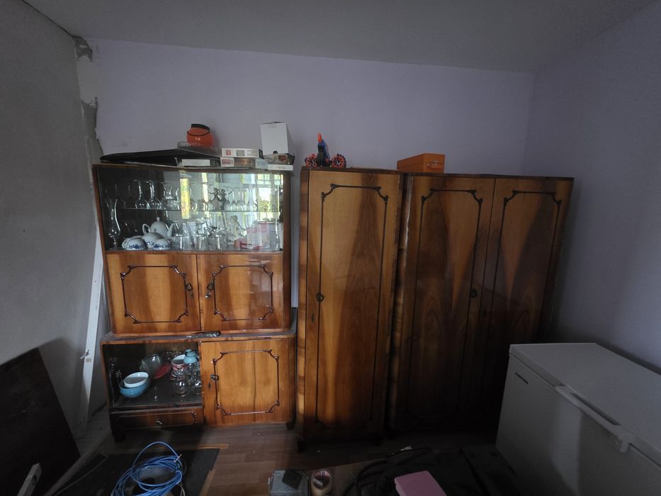 Vand mobila veche