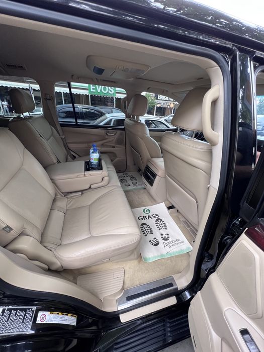 Lexus 570 lx super sport