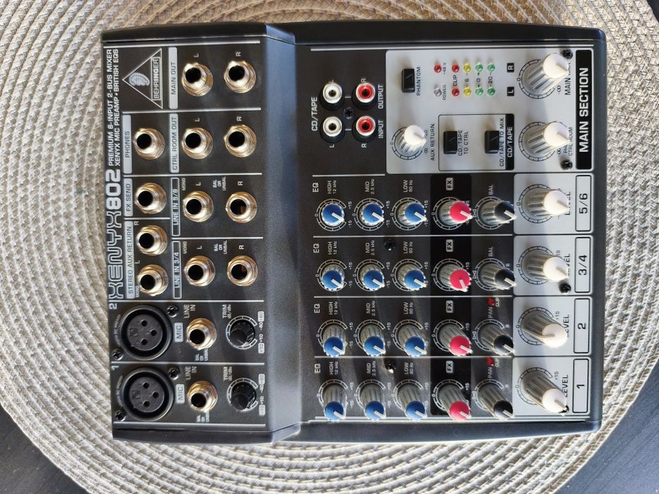 Mixer Audio Behringer XENYX 802