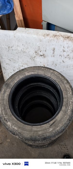 Шины б/у  DUNLOP  215/60/16