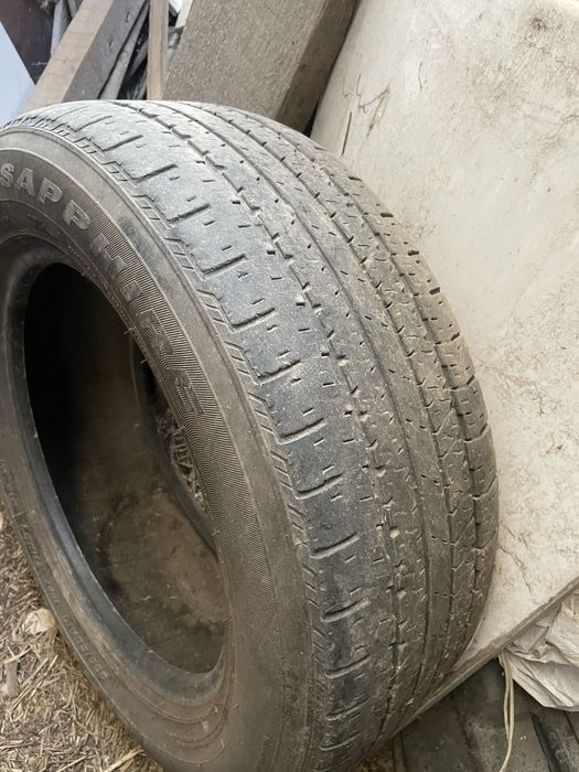 Продам шины бу 235/60/17