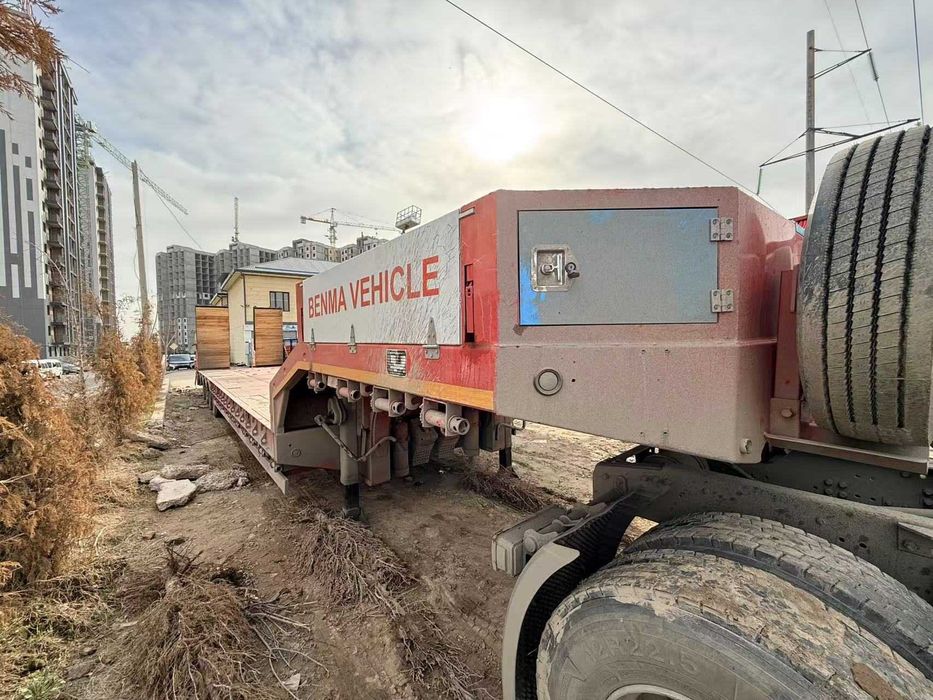 Traller 25~26 trall sotuvda mavjud orqa oyoqlari silinddrli 3-4 moslik