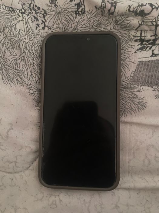 Срочно продам iPhone