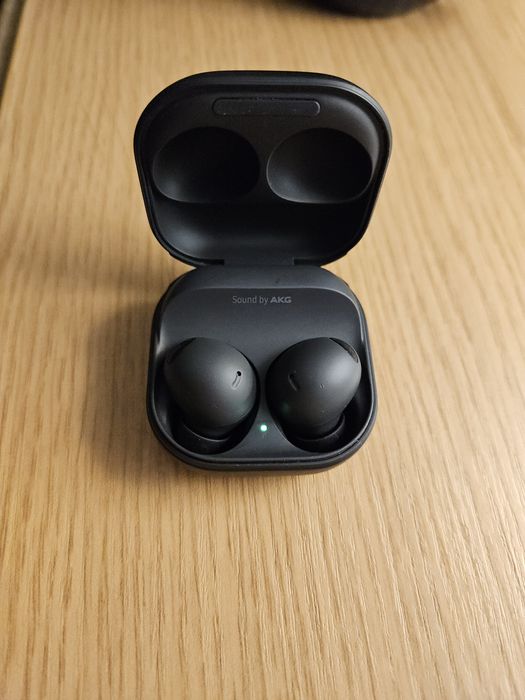 Продам samsung bads 2 pro