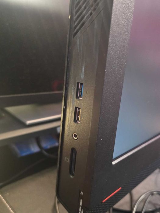 ALL IN ONE Lenovo ThinkCentre M800z, Intel i5 6400 8GB DDR4, SSD 128GB