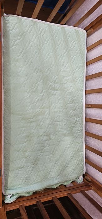 Отдам даром детскую кроватку