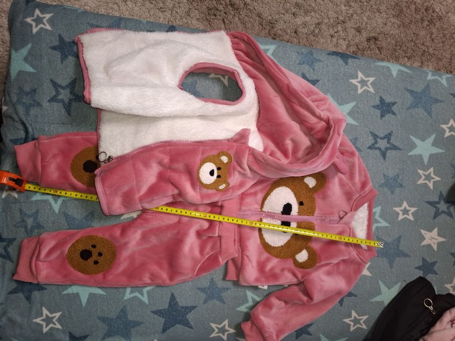 Продам комбинезоны на девочку от 6 мес до 1-1,5 года