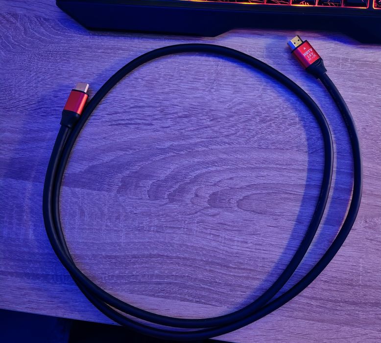 Монитор Samsung 22-инчов с HDMI кабел