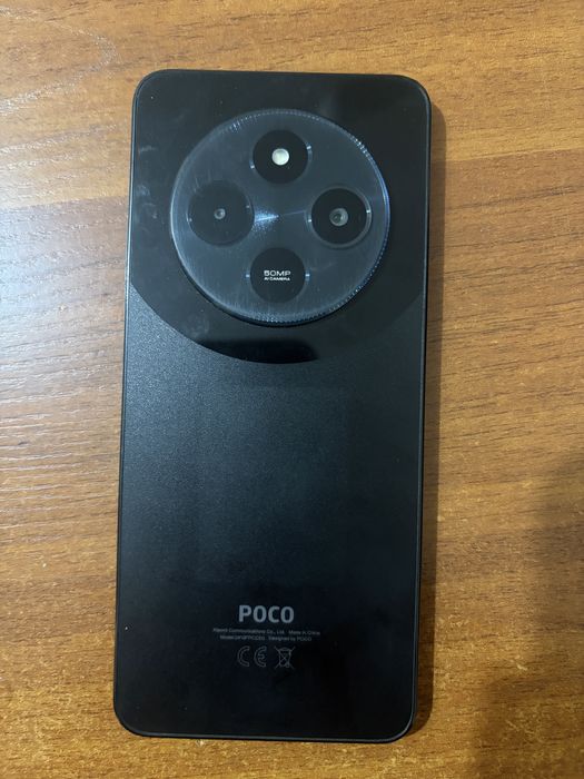 Продам сотовый телефон марки Poco