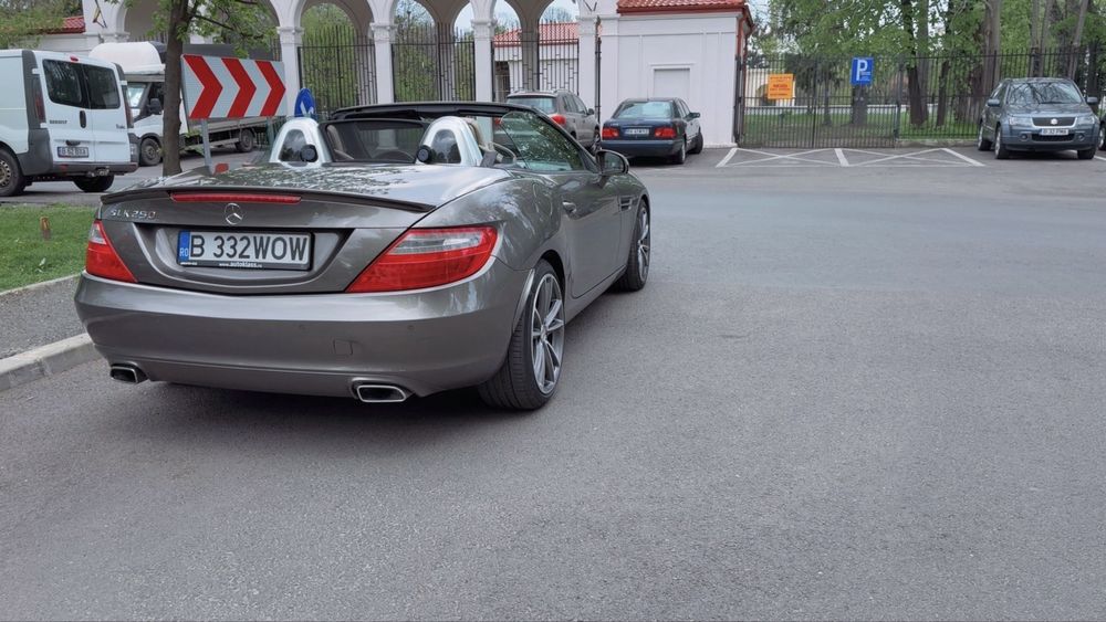 Mercedes Benz - SLK 250 -204 hp - provenienta MB Romania , istoric complet de reprezentanta