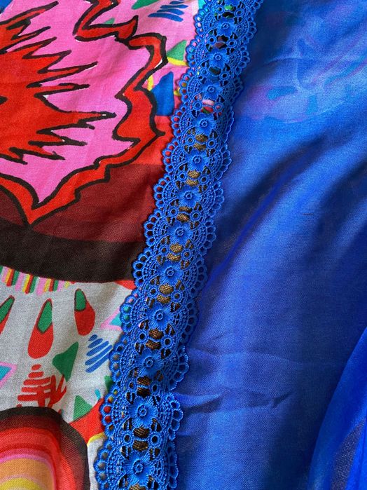 Дамски шал дезигуал