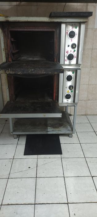 Продаю духовой шкаф
