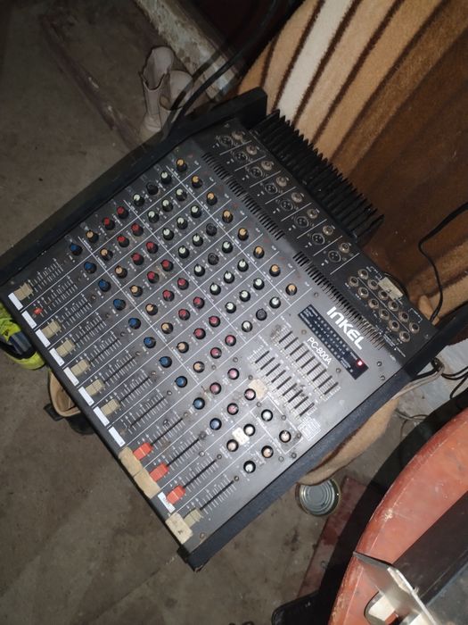 Mixer PC-800A stare bună
